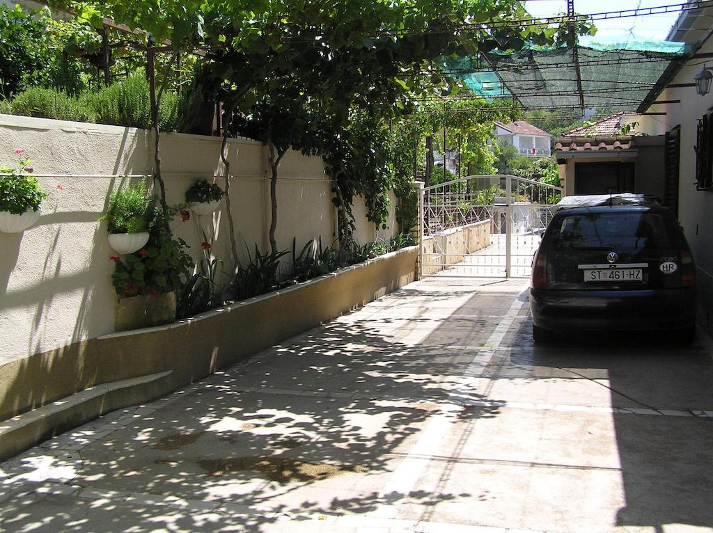 Studio Apartments Fabjanac Trogir Extérieur photo